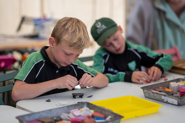 Children at Bovey (2)